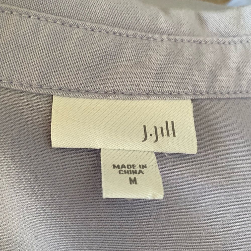 J. Jill Lavender Button Front Tunic Size Medium - Picture 6 of 6